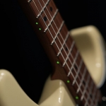 Cort elektromos gitár, éger test, Seymour Duncan hangszedők, Military Beige