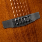 Cort akusztikus gitár, oldalsó hanglyukakkal, Fishman elektronikával, félkemény tokkal, Tobacco Sunburst