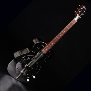 Johnson fémtestű rezonátoros gitár pickup-pal, nikkelezett